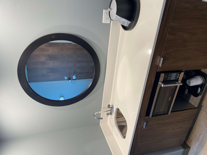 Bathroom 19