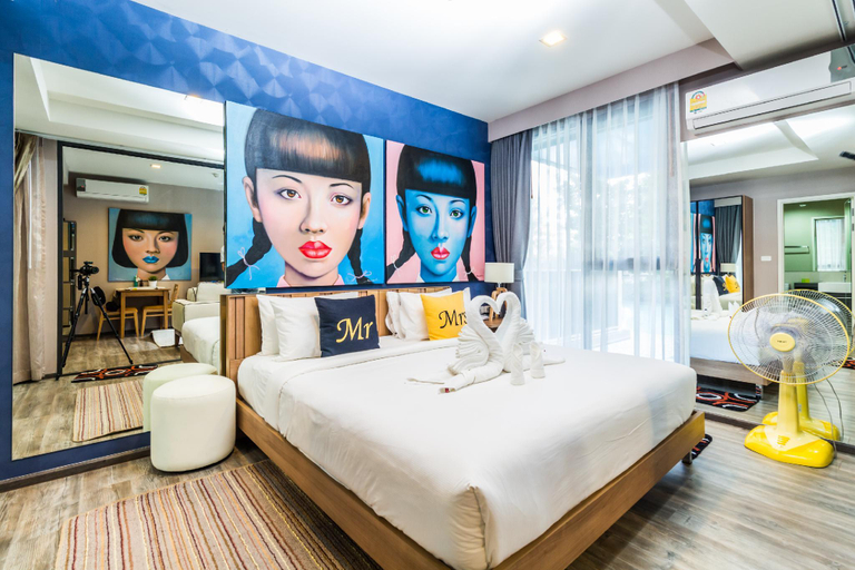 Bedroom 2, Pool access apartment in The Deck, 2 pools & gym!, Pulau Phuket