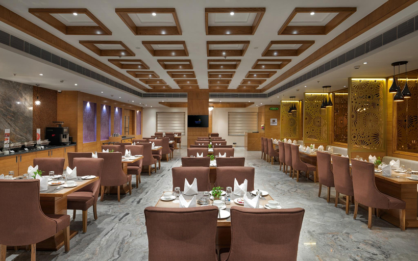 Food & Drinks 5, Cygnett Park BL Jaipur, Jaipur