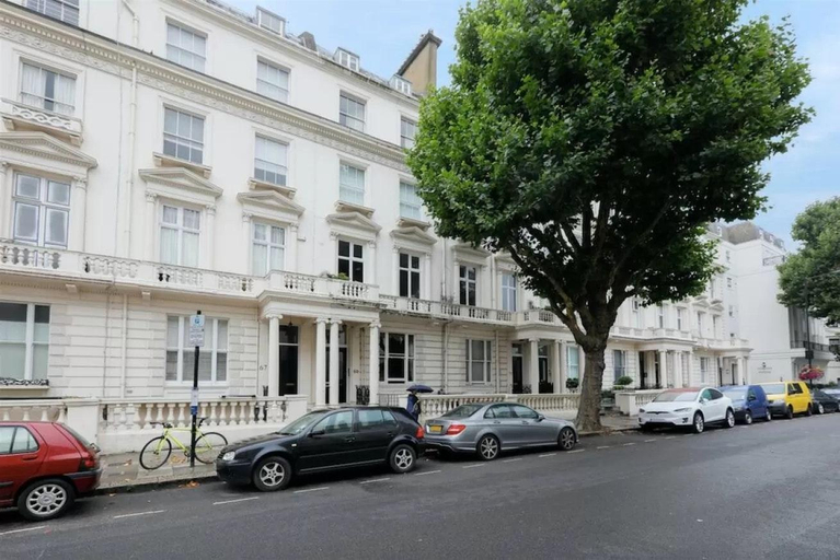 Others 3, Attractive 2BR flat in Little Venice, Maida Vale, London
