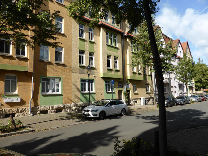 Apartment Schiller, 2 Schlafzimmer, free Wifi, Jena