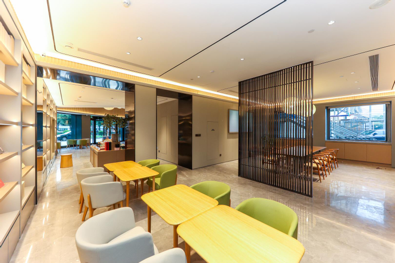 Public Area 9