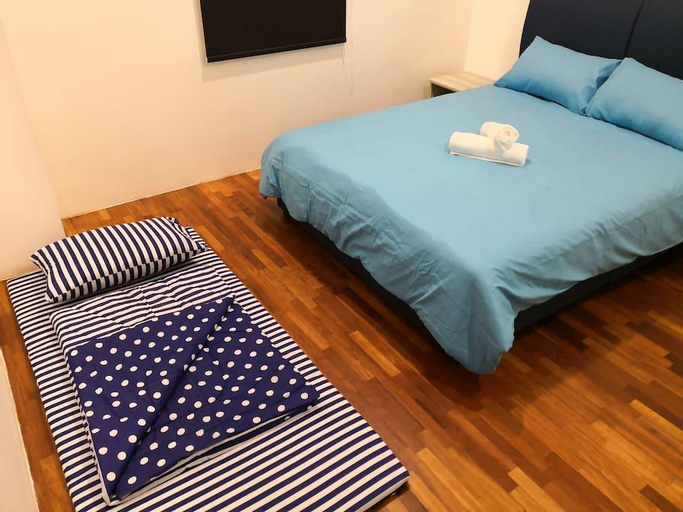 Bedroom 2, Jk>CozyHome>TC>10Pax>3BedR>2BathR>2Carparks, Kuching