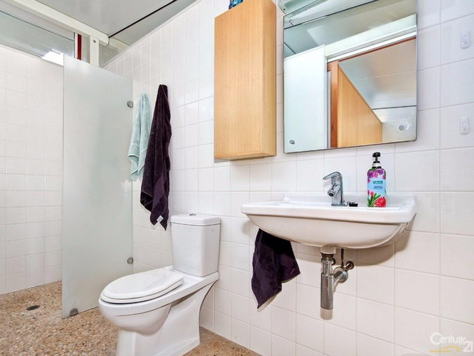 3, Perla del Mare, Adelaide