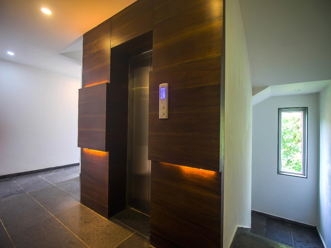 Public Area 4, Okean De Goa, North Goa