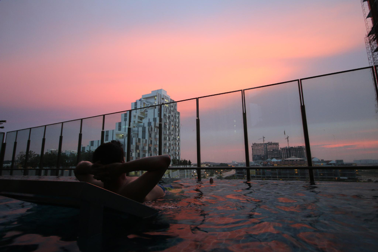 Others 2, Meor Condominium @ Solstice near MMU, Sepang