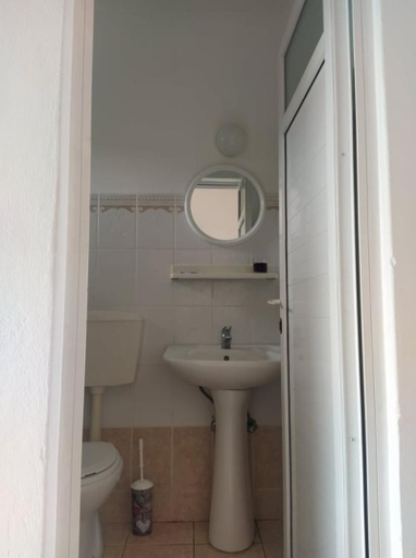 Bathroom, Angelina Studios, South Aegean