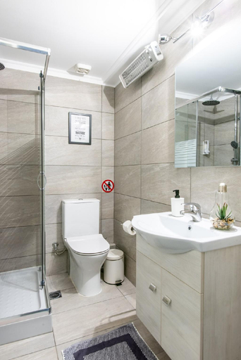 Bathroom 2, Place to be Athens apartment, Attica
