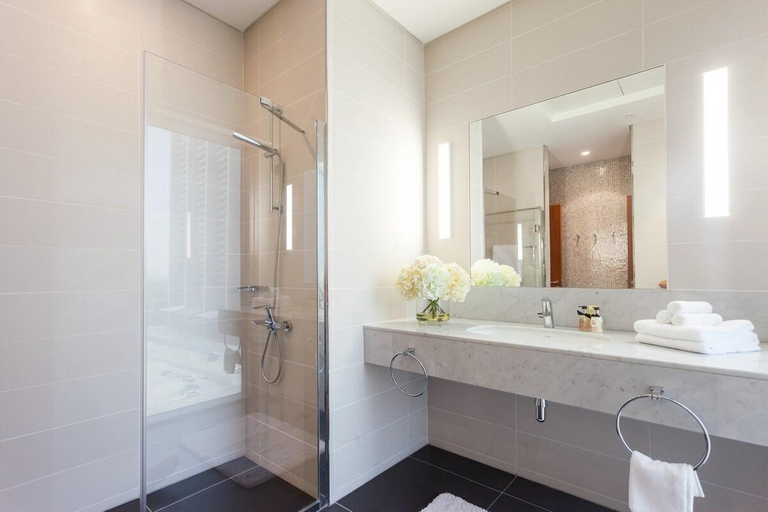 Bathroom 4, Spacious Studio With Superb Panoramic City View, Dubai