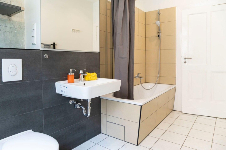Others 4, Shabby Chic +Self-Check-In +Free Street Parking, Berlin