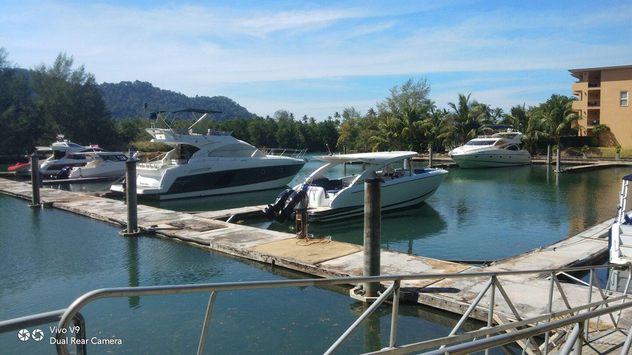 Sport & Beauty 2, White Sand Beach Villa 32 b (Blue Haven Bay) (SRV), K. Ko Chang