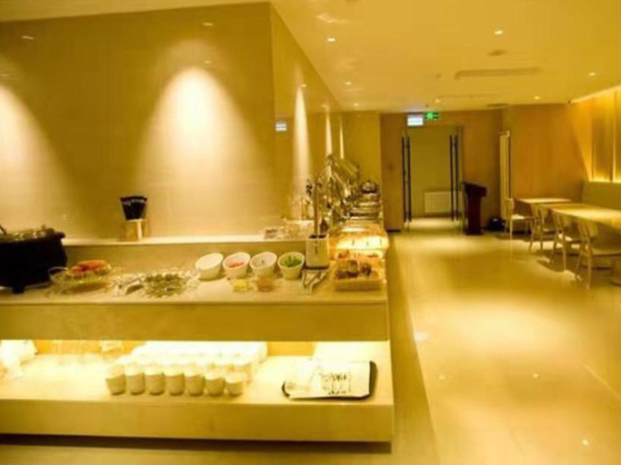 Food & Drinks 4, Ji Hotel Qiqihar Bukui Street, Qiqihar