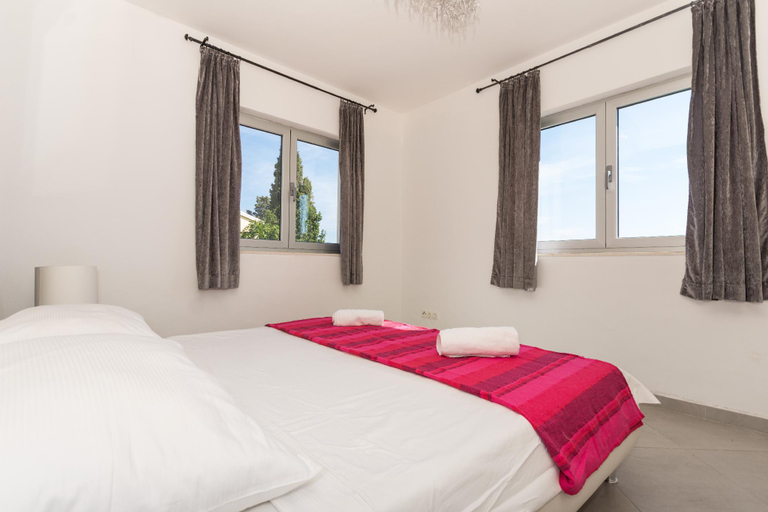 Bedroom 2, Tribunj Apartments, Vodice