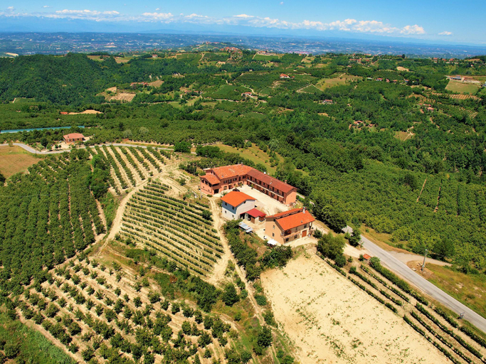 Others 5, Apartment in the Langhe unesco 2014 World Heritage Site, Cuneo
