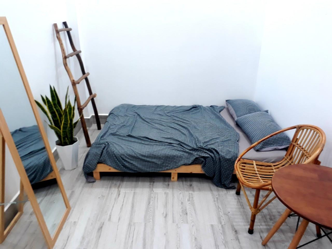 Bedroom 2, Adora Central Park hostel with rooftop and floating market tour, Ninh Kiều