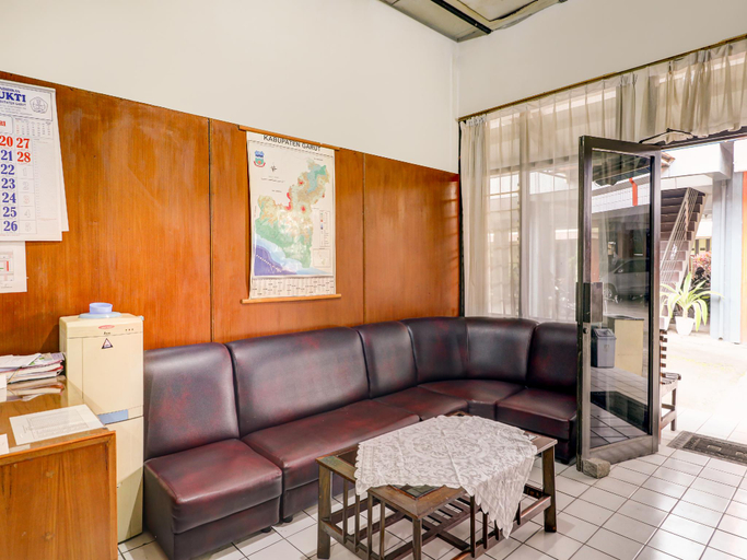 Public Area 2, OYO 90912 Wisma Pkpn 1, Garut