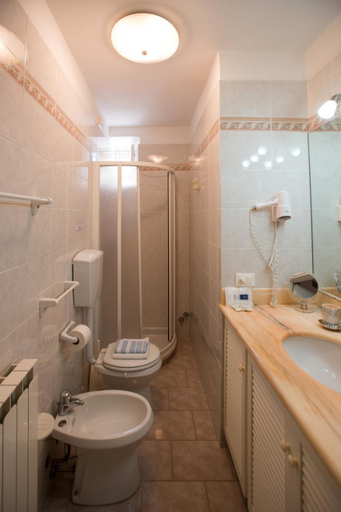 Bathroom 2, CATEO, La Spezia