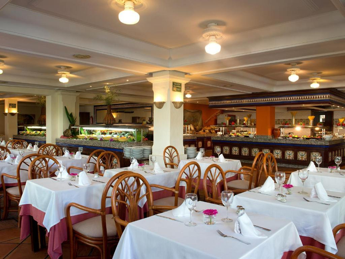 Food & Drinks 5, BlueBay Banus., Málaga