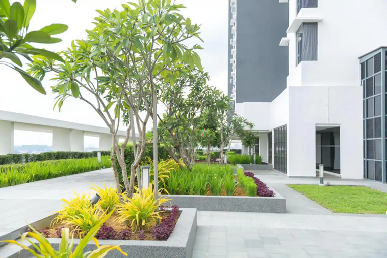 BrunoSuite 1Tebrau@ 1BR 2Pax near MidValley by UHA, Johor Bahru