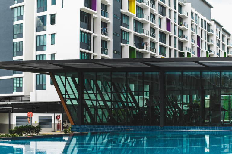 Sport & Beauty 2, Lovely Vivacity Jazz Suite 2 Cozy Condo 2 Card LV6, Kuching