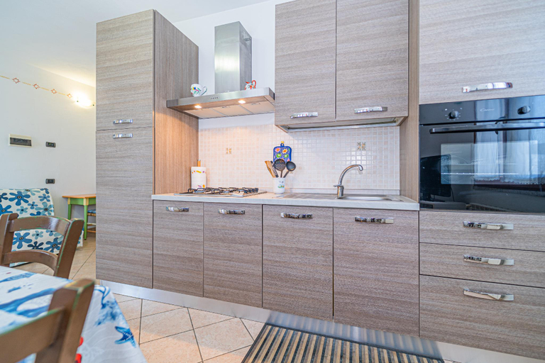 Food & Drinks, Apartment in villa 24 persons with large garden stella, Livorno