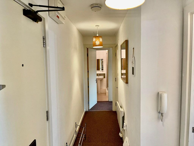 Public Area, Mosh Aparthotel Salford, Manchester