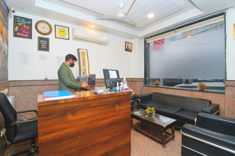 Public Area 2, HOTEL BROADWAY, West
