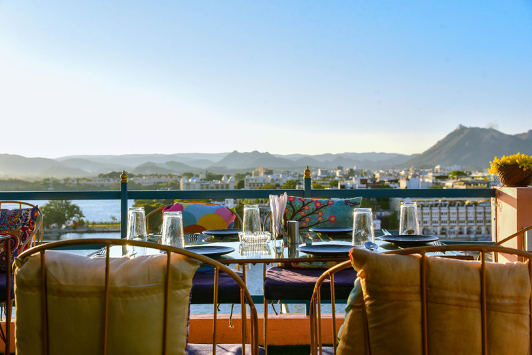 Food & Drinks 5, Casa by the lake, Udaipur