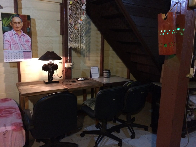 Others 5, Bluefin Guesthouse, Dusit