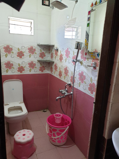 Bathroom, RKS HOMESTAY, Bellary