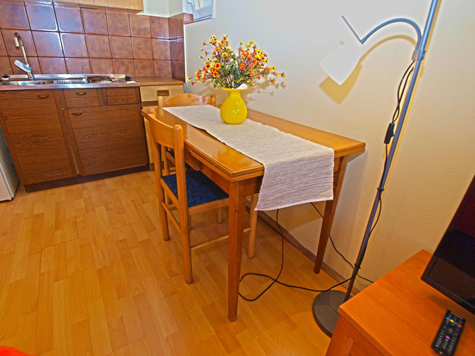 Others 4, Apartment 722, Medulin