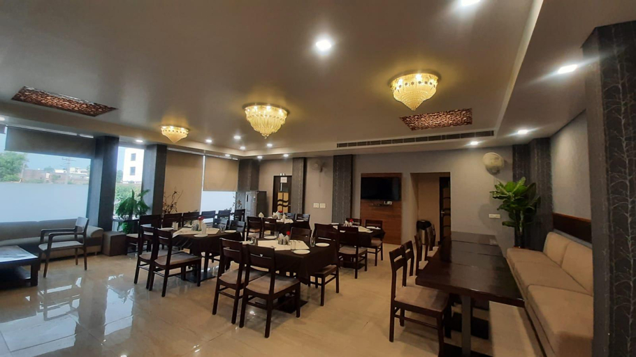 Food & Drinks, Hotel Guru Kripa, Jaipur