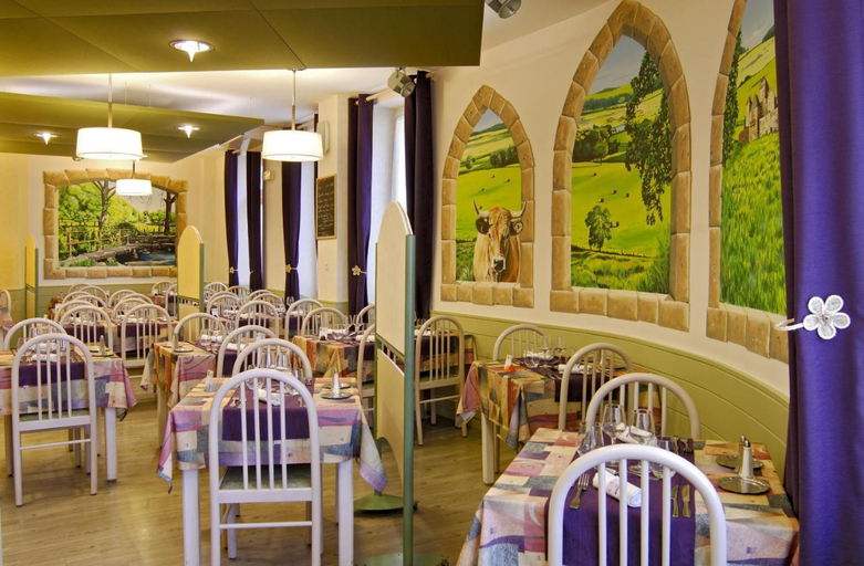 Food & Drinks 4, Logis Hotel Cazes - A. Arazat, Aveyron