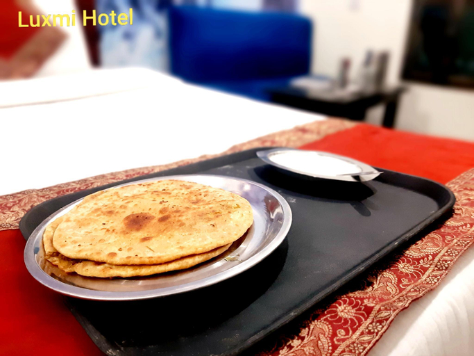 Food & Drinks 5, Luxmi Hotel, Kaushambi