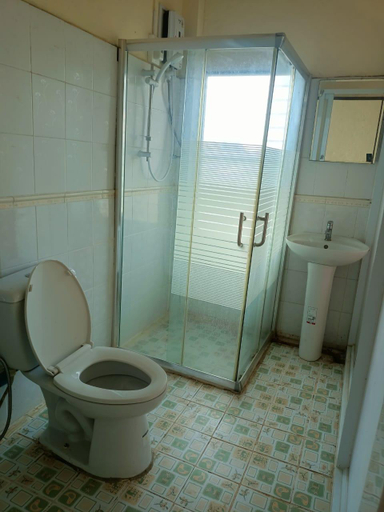 Bathroom 3, XALAKHAM PHOUKHOUN, Chomphet