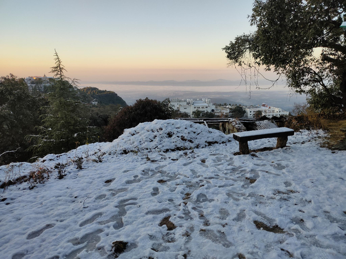 Others 4, Ralston cottage  7 room villa for 2-20 people, Dehradun