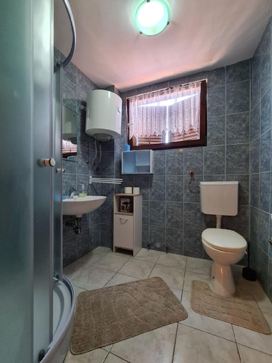 Bathroom 3, Apartment 1397, Fažana