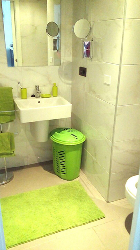 Bathroom 4, OASIS BEACH apartments, Alicante