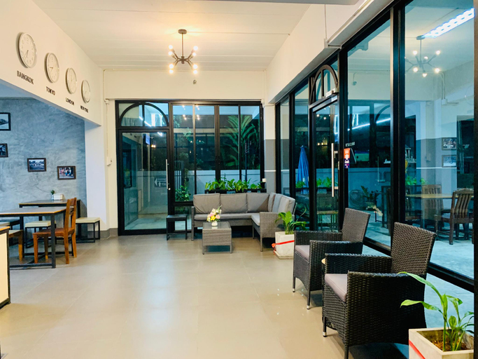 Public Area 2, Navasiriplace, Muang Buri Ram