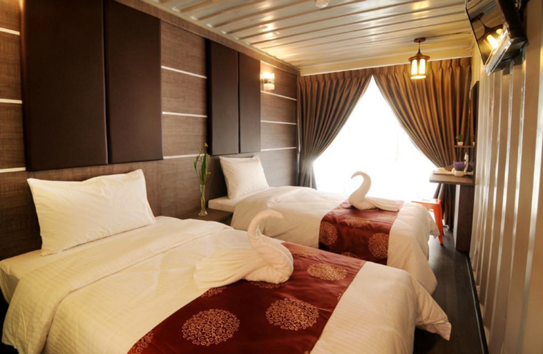 Bedroom 4, PPT Muar Hotel, Muar