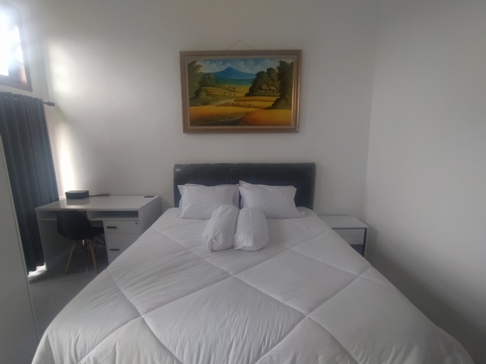 Bedroom 2, nDalem Abhirama, Sleman