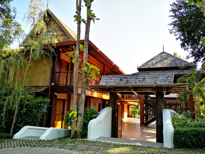 Royal Train Garden Resort, Hang Dong