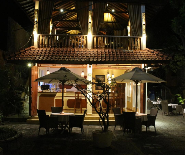 Exterior & Views 2, Hotel Chonos, Buleleng