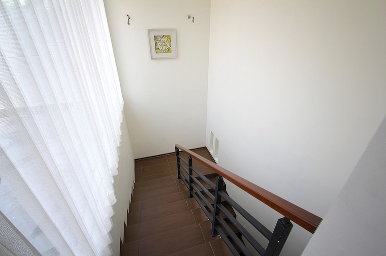 Others 5, Villa Tirta Syariah, Bandung
