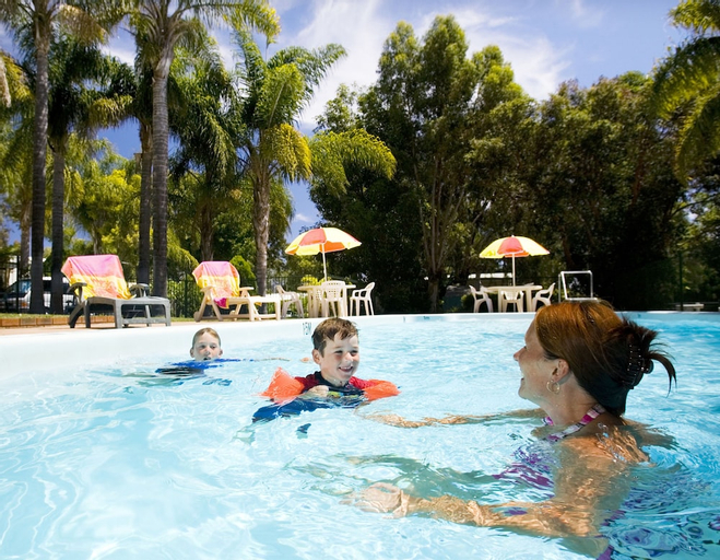 Sport & Beauty 5, Acclaim Kingsway Tourist Park, Wanneroo