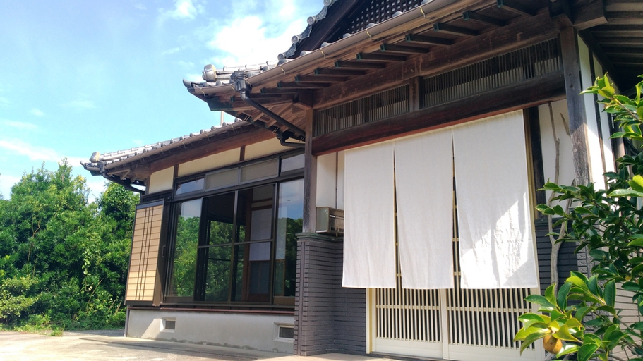 Hirado Yokota, Hirado