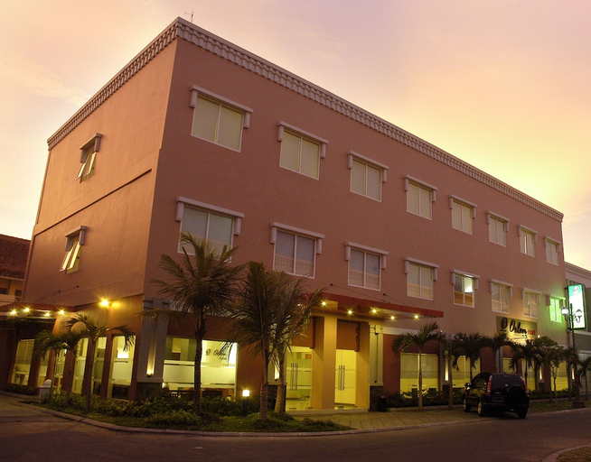 Exterior & Views 4, Hotel Orlen, Yogyakarta