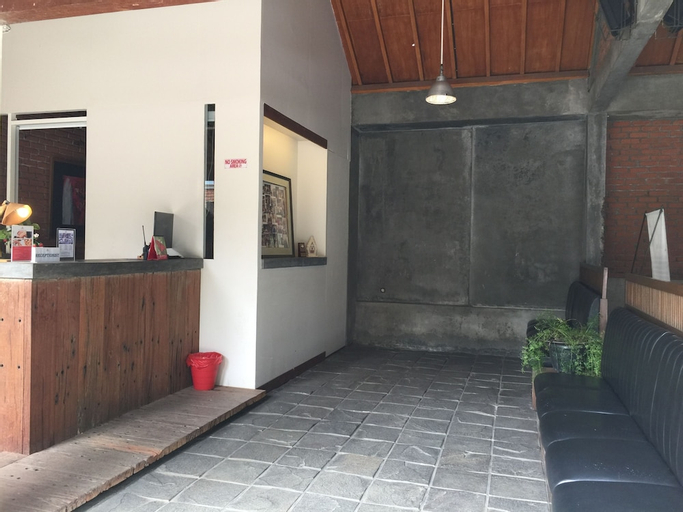 Public Area, Rumah Stroberi Organic Farm and Lodge, Bandung