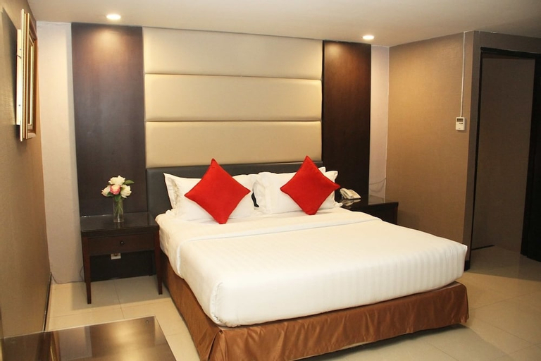 Bedroom 16
