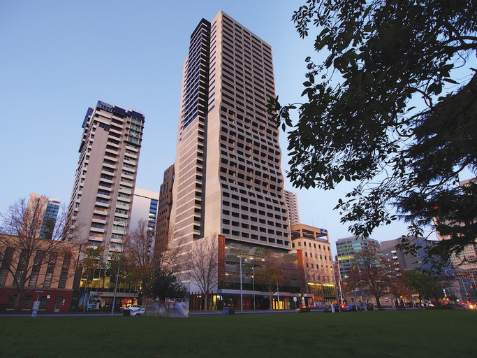 Oaks on William, Melbourne